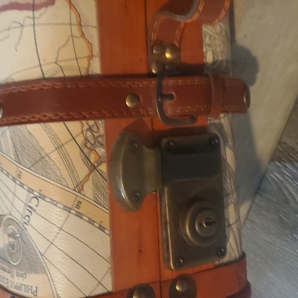 Via Vee World Classic Trunk - Picture 3 of 7